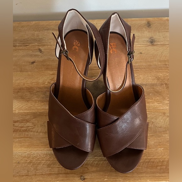 BC Born In California Brown Vegan Wedges Size 7 1/2 - Picture 2 of 6